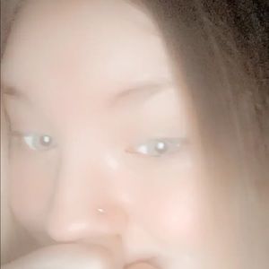 Meet your Posher, Harmony